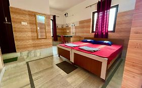 Laxmi Lodge